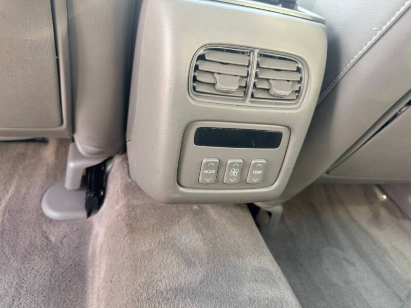 2005 Cadillac DeVille