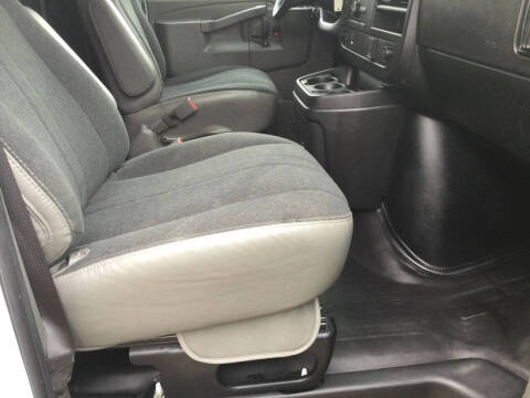 2023 GMC Savana 2500