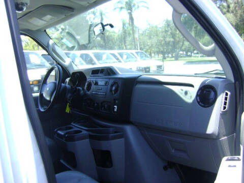 2013 Ford E-Series E-350 SD XL