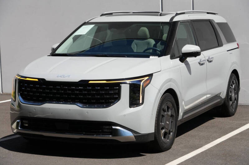 2025 Kia Carnival SX
