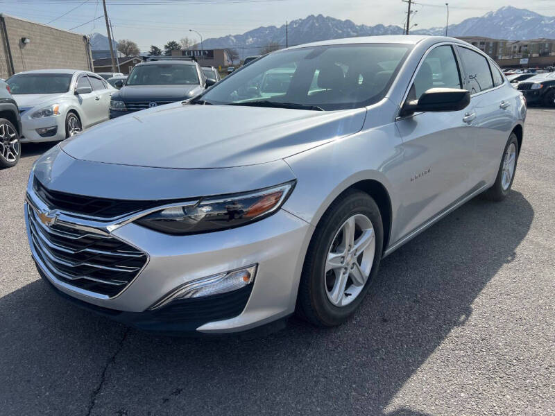 2020 Chevrolet Malibu's photo