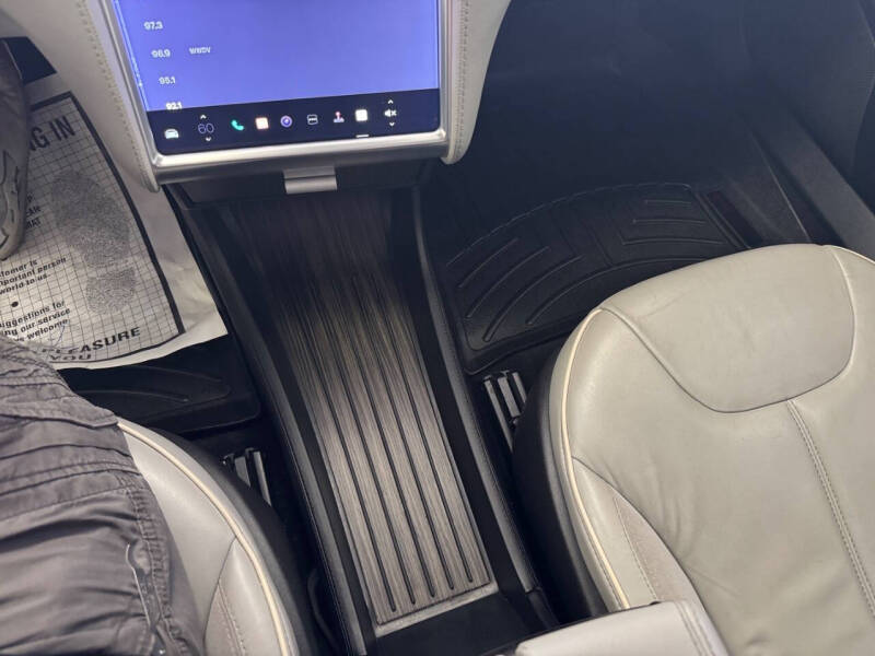 2013 Tesla Model S Performance
