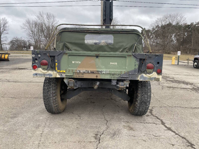 1990 AM General Hummer