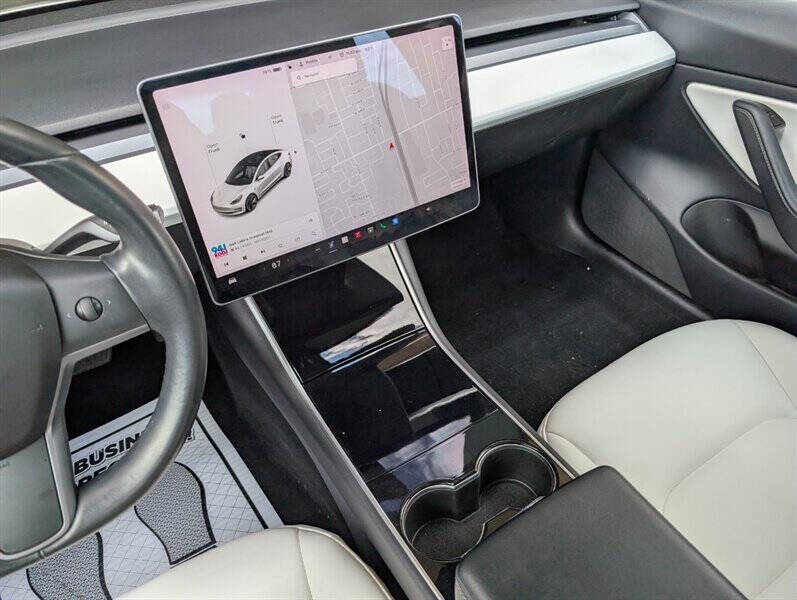 2019 Tesla Model 3 Long Range