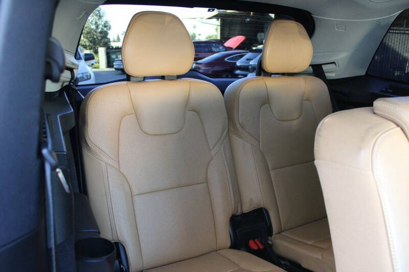 2016 Volvo XC90 T6 Inscription