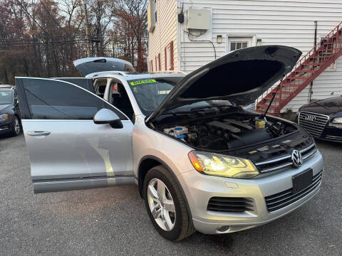 2014 Volkswagen Touareg TDI Lux