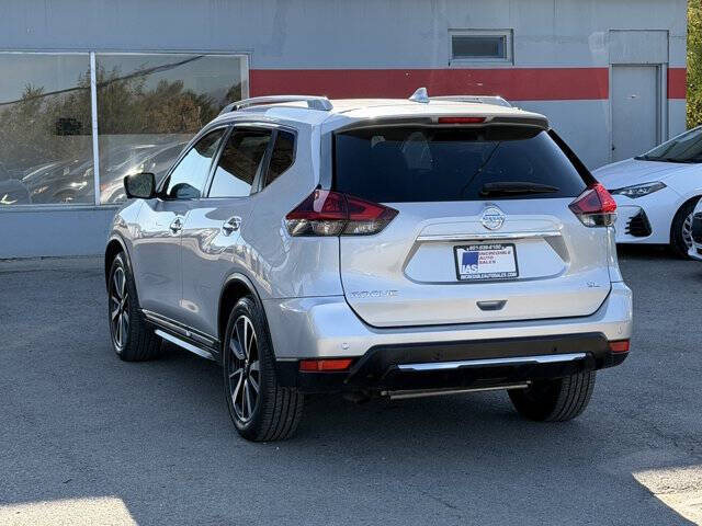 2020 Nissan Rogue SL