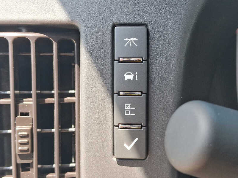 2025 Chevrolet Express 2500