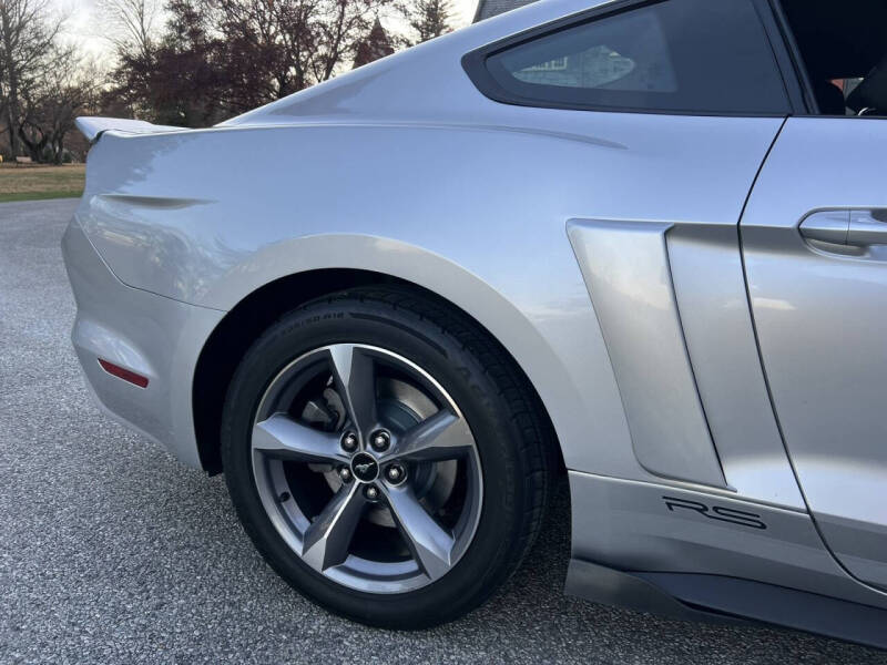 2015 Ford Mustang V6