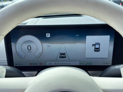 2024 Genesis GV60 Advanced