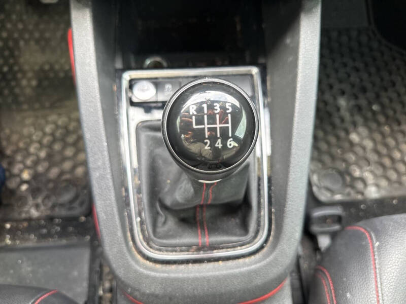 2017 Volkswagen Jetta 2.0T GLI