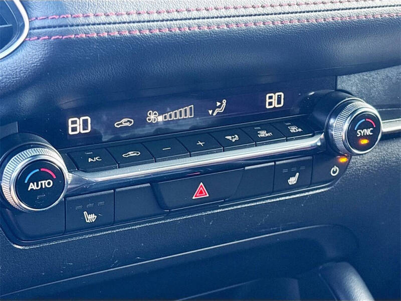 2024 Mazda Mazda3 Hatchback 2.5 S Carbon Edition