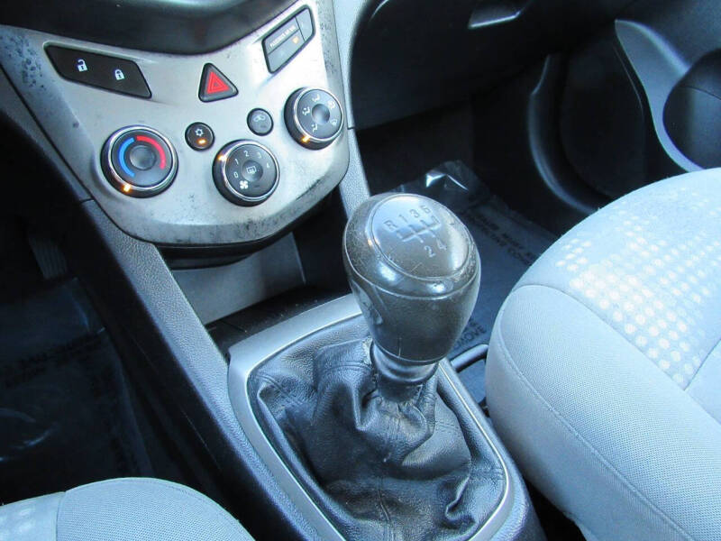 2012 Chevrolet Sonic LS