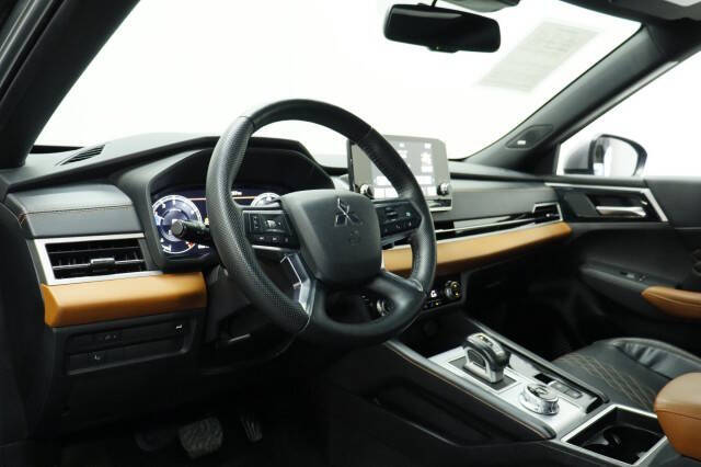 2022 Mitsubishi Outlander SEL