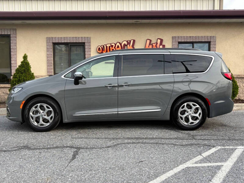 2023 Chrysler Pacifica Limited
