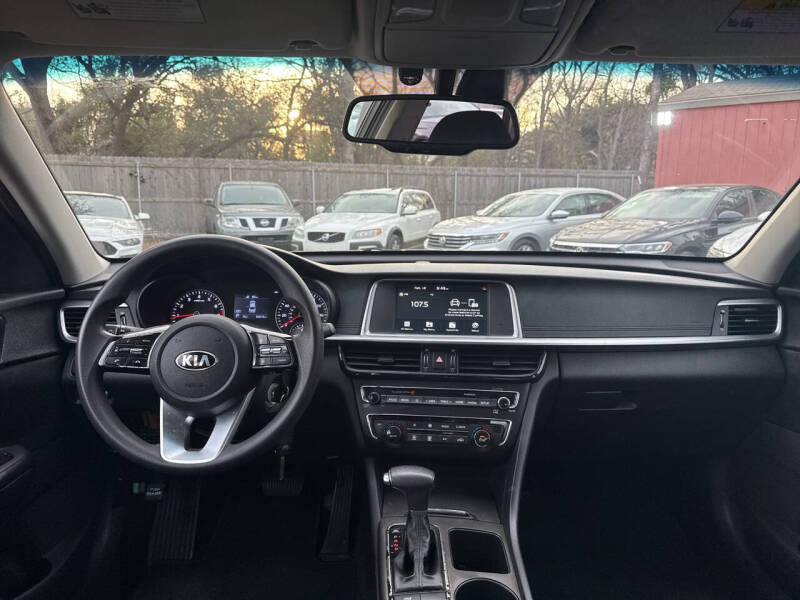 2020 Kia Optima LX
