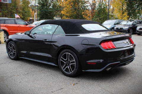 2021 Ford Mustang EcoBoost