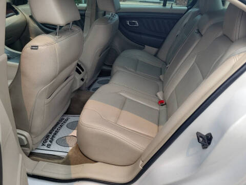 2012 Ford Taurus SEL