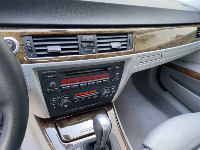 2006 BMW 3 Series 330i