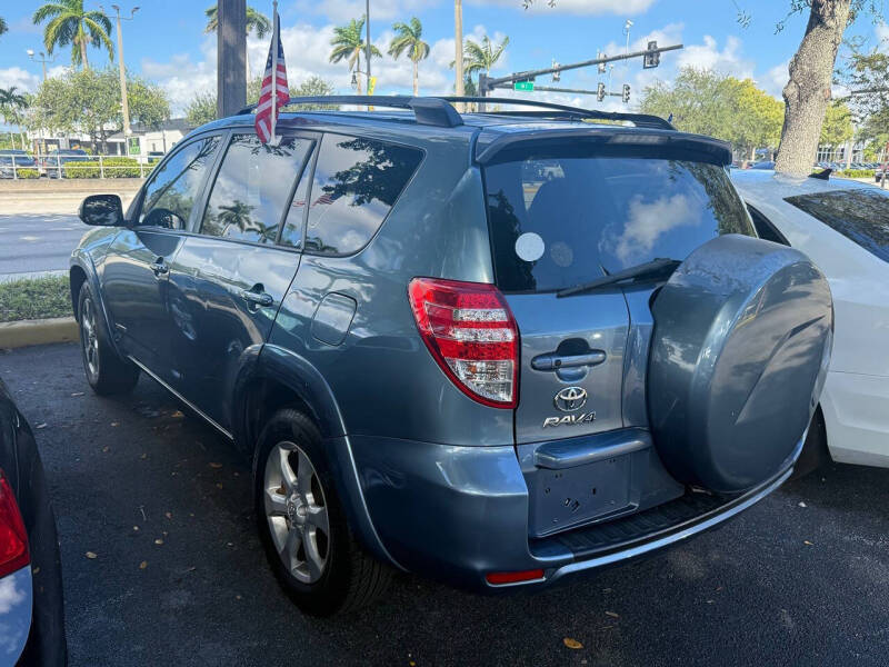 2011 Toyota RAV4 Limited