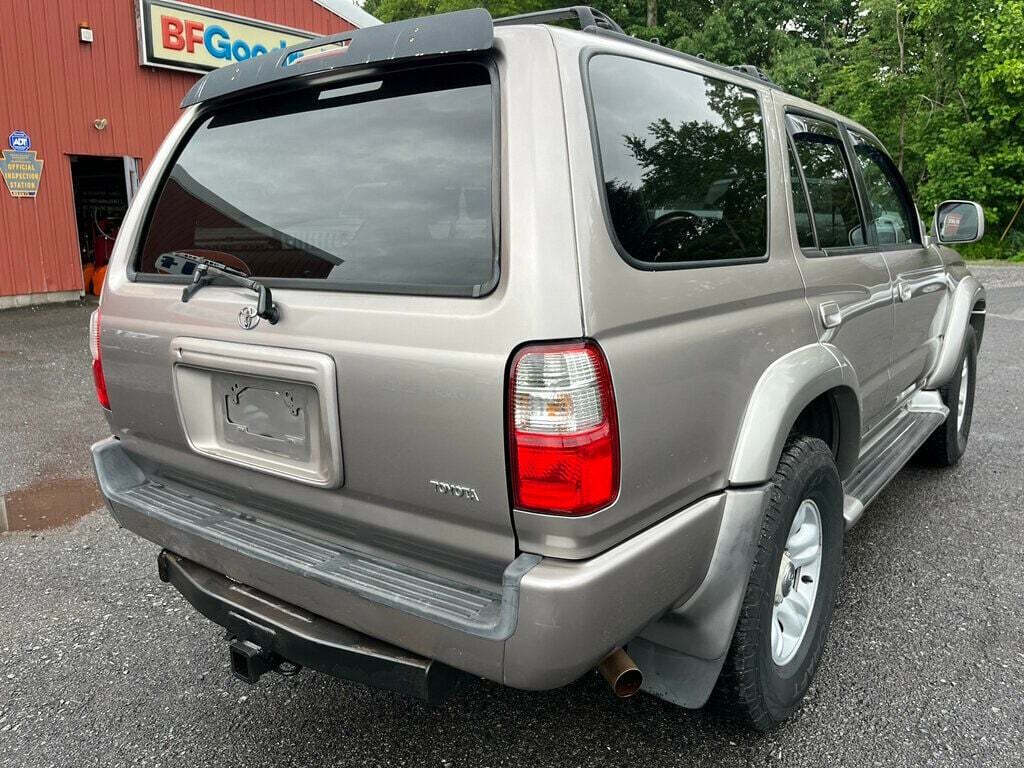2002 Toyota 4Runner 4