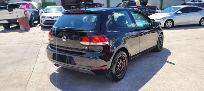 2013 Volkswagen Golf TDI photo 7