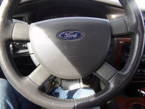 2004 Ford Taurus SEL