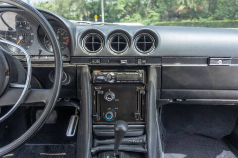 1977 Mercedes-Benz 450-Class