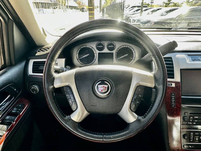 2012 Cadillac Escalade ESV Luxury