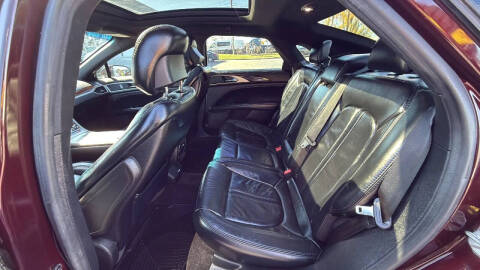 2017 Lincoln MKZ Select