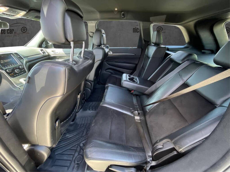 2017 Jeep Grand Cherokee Laredo