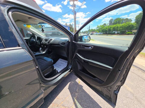 2015 Ford Edge SE