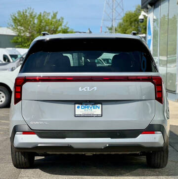 2025 Kia Carnival EX