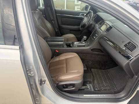 2013 Lincoln MKS