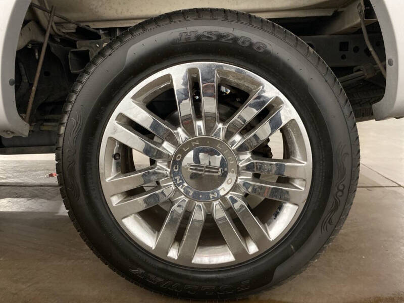 2008 Lincoln Mark LT