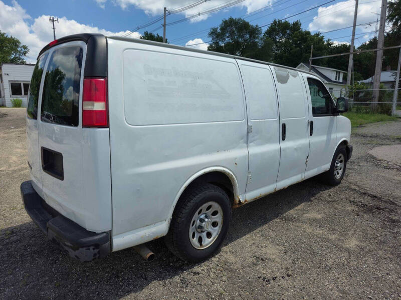 2011 Chevrolet Express 1500