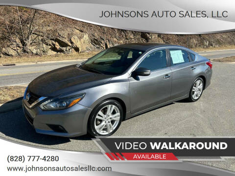 2017 Nissan Altima for sale at Johnsons Auto Sales, LLC in Marshall NC