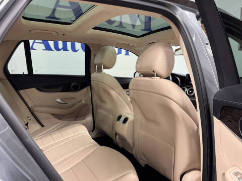 2017 Mercedes-Benz GLC GLC 300