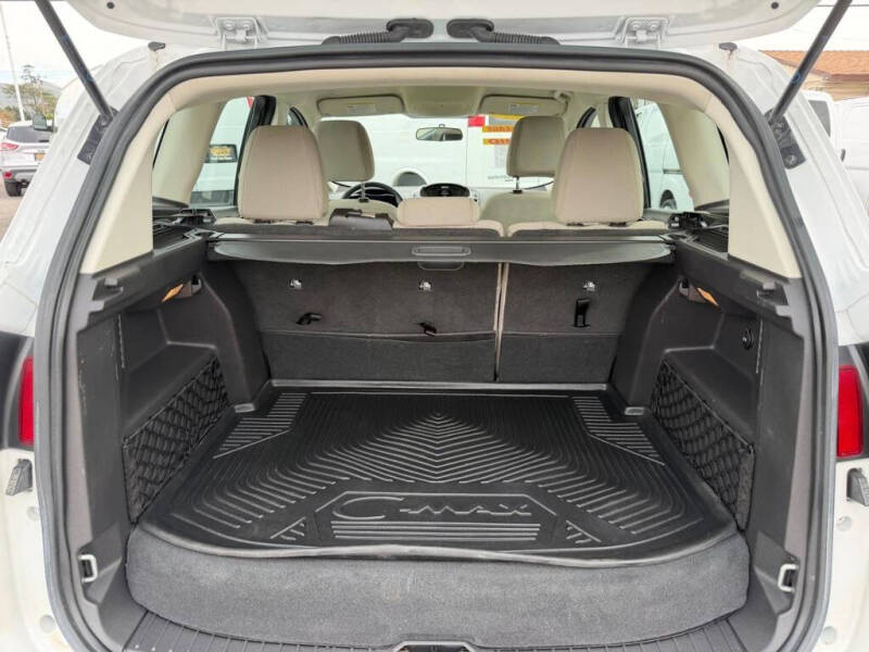 2017 Ford C-MAX Hybrid SE