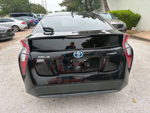 2016 Toyota Prius Two