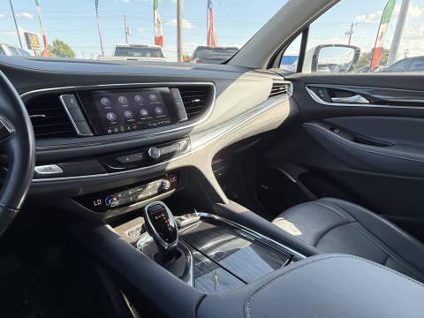 2021 Buick Enclave Essence