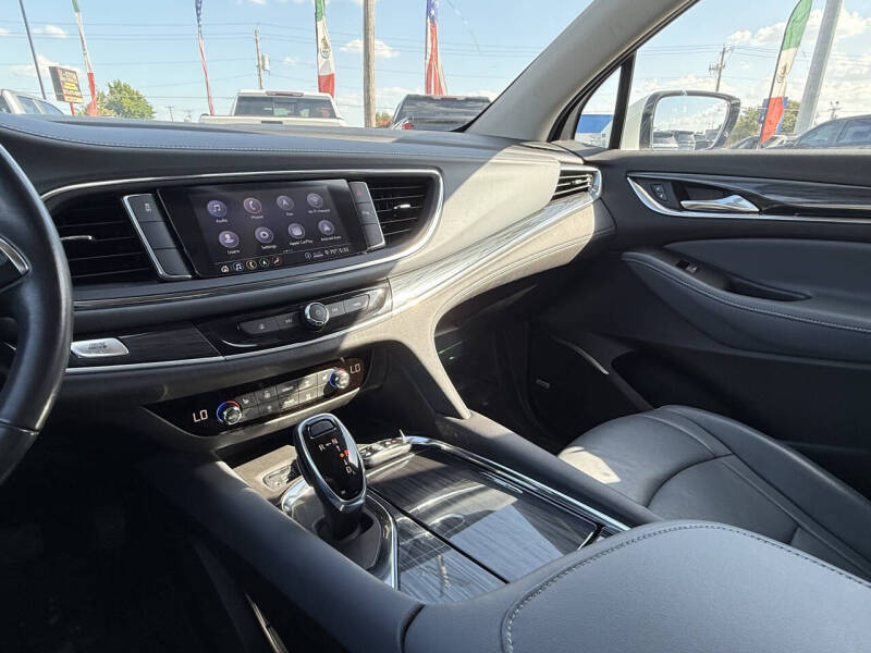 2021 Buick Enclave Essence