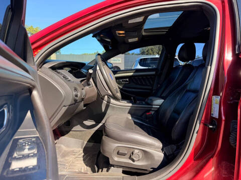 2018 Ford Taurus SEL