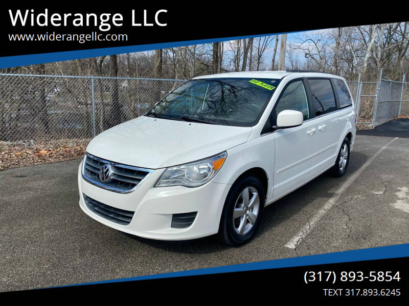 2011 Volkswagen Routan SE