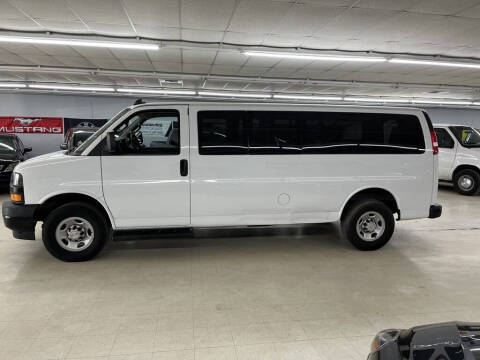 2022 Chevrolet Express LS 3500