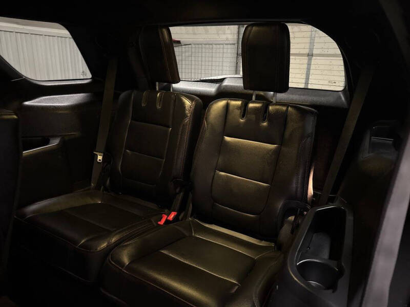 2016 Ford Explorer Sport