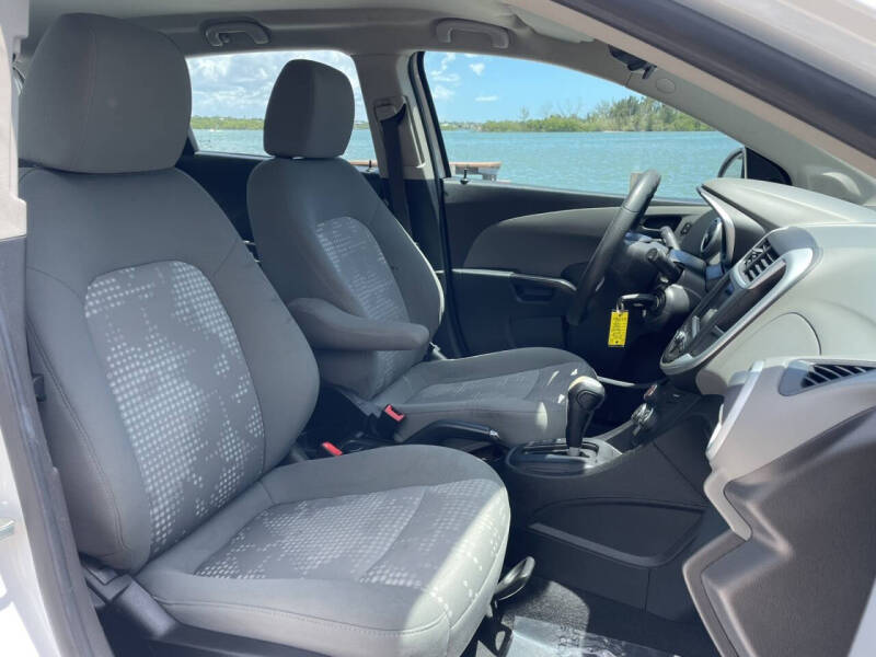 2019 Chevrolet Sonic LT Auto Fleet