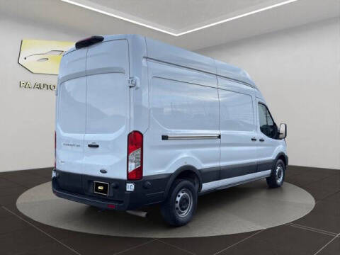 2022 Ford Transit 250