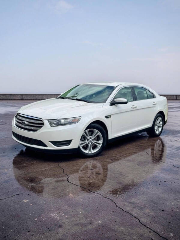 2015 Ford Taurus SEL