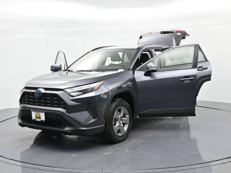 2024 Toyota RAV4 Hybrid LE
